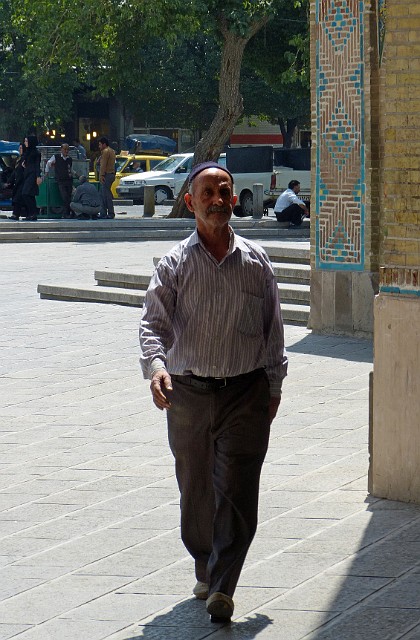 143.jpg