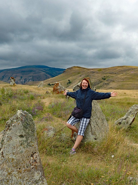 265.jpg - 265 Zorac Karer – „ormiańskie Stonehenge”
