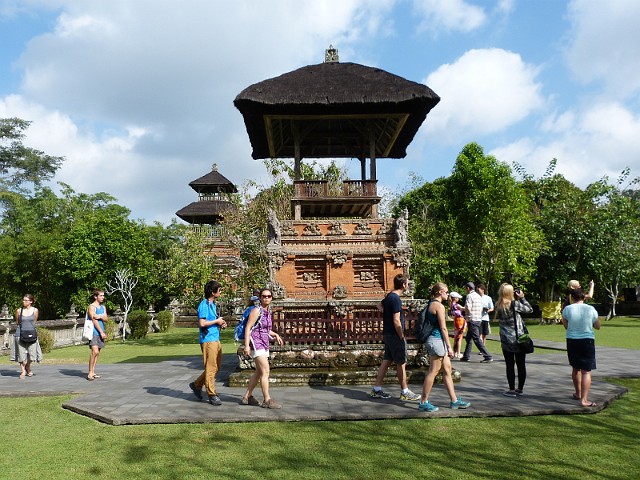 145.jpg