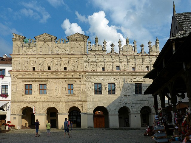 010.jpg