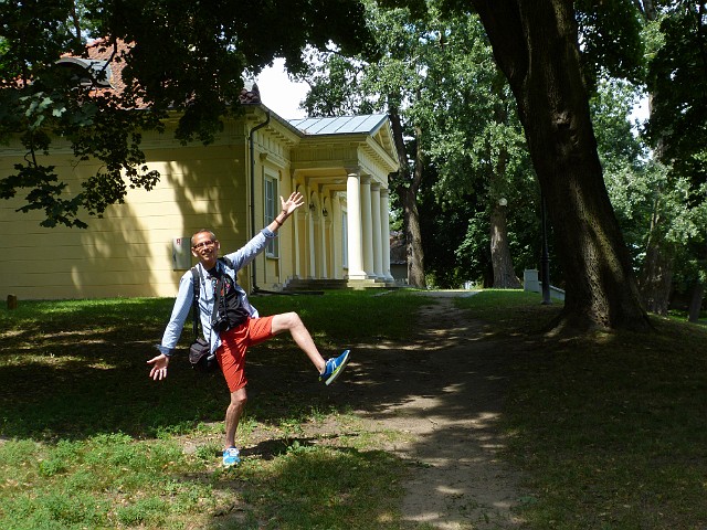 144.jpg