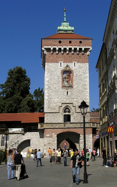 065 Brama Floriańska.jpg