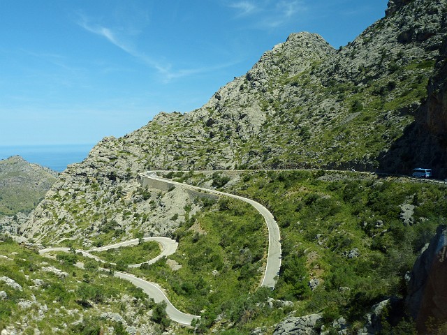 165.jpg - 165 Droga przez Sierra de Tramuntana.