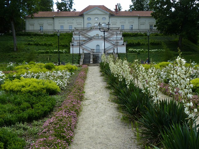 112 Oranżeria Kultury.jpg - 112 Oranżeria Kultury, dawniej pałacyk letni obecnie biblioteka