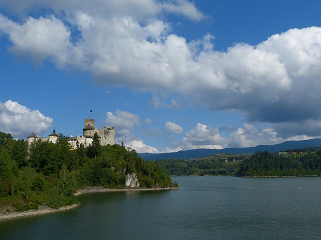 18 Zamek.jpg - 18 Zamek w Niedzicy nad Zalewem Czorsztyńskim