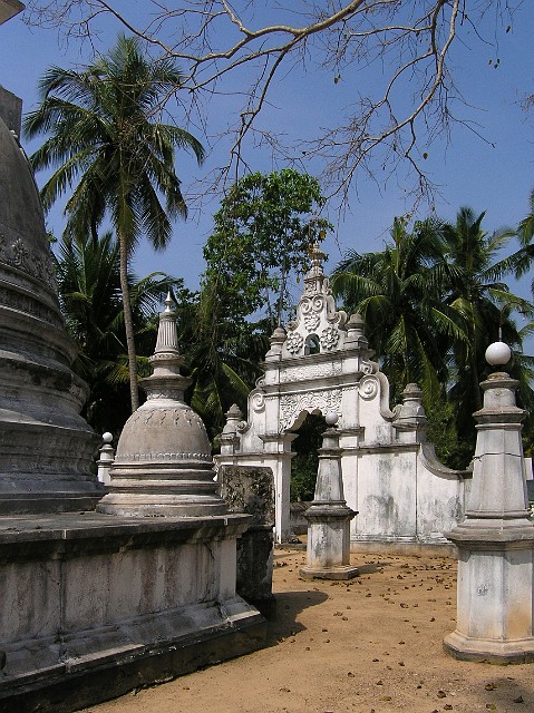 230.jpg - 230 Kataluva Purvarama Maha Viharaya niedaleko Koggala