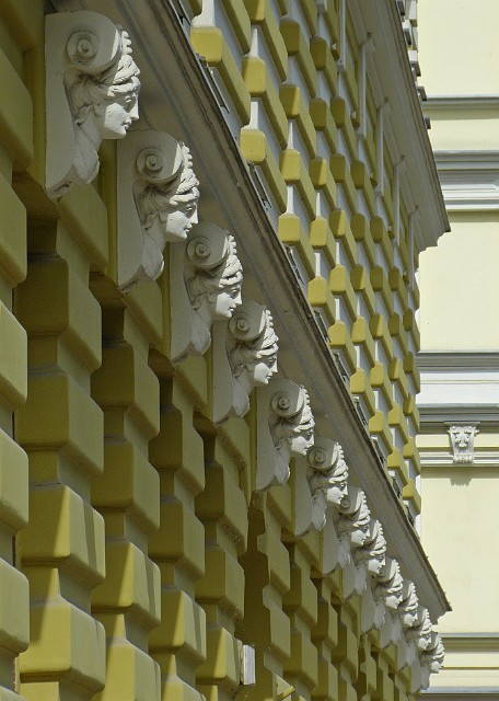 140.jpg