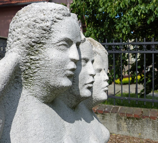 039 Na tyłach muzeum.jpg
