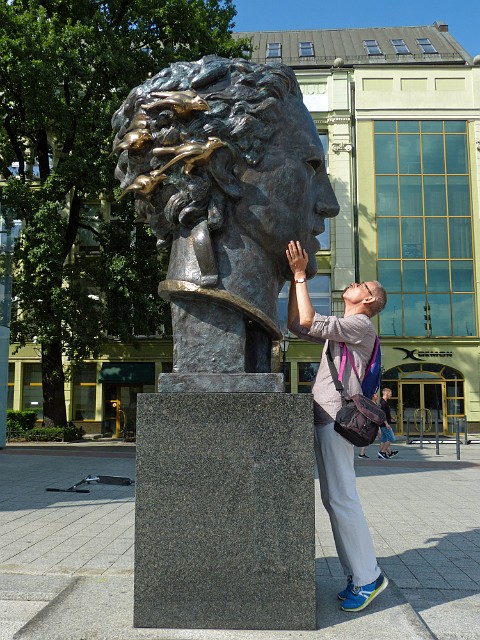 015 Przed.jpg - 015 Przed Muzeum Teatru im. Henryka Tomaszewskiego.