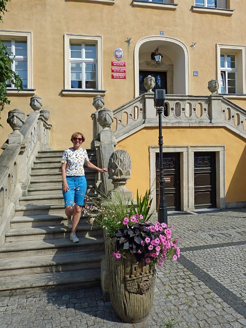464.jpg