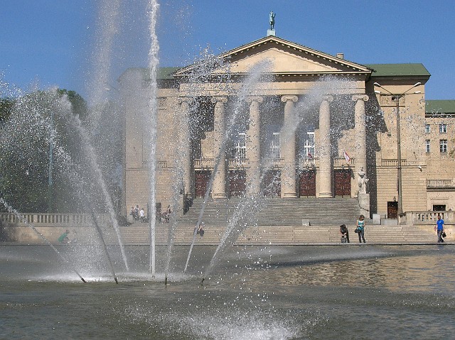 46 Teatr Wielki im. Stanisława Moniuszki.jpg