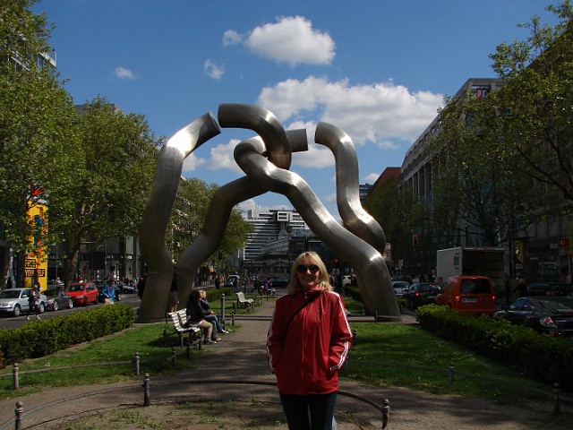091 Rzeźba Berlin.jpg