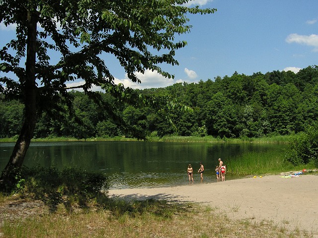 05 Jezioro Brzostek.jpg