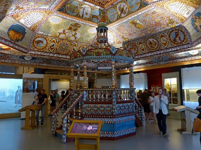 237 .jpg - 237 Rekonstrukcja sklepienia i bimy synagogi w Gwoźdźcu